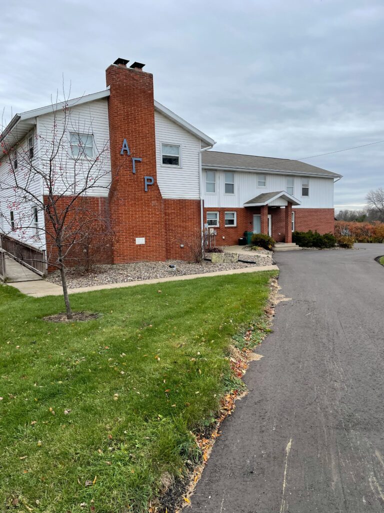 845 W Madison
